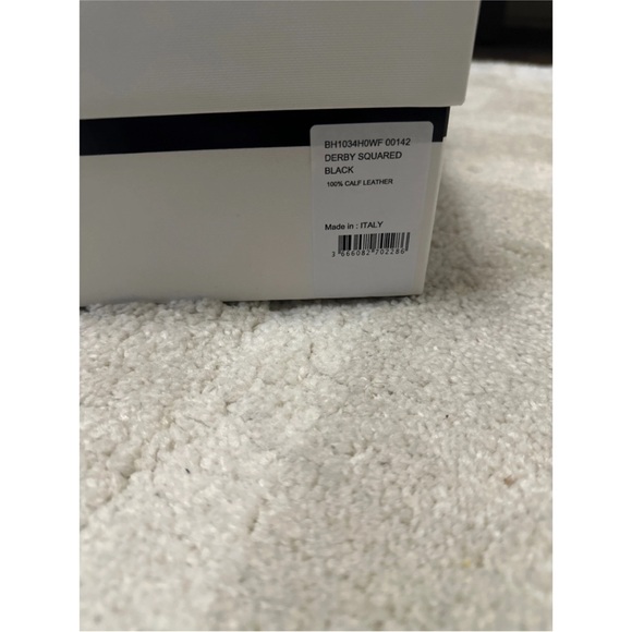 GIVENCHY 4G MOTIF Leather Lace Ups size 42/9 - Picture 4 of 10